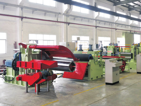 KJS60數控(kong)精密低速開(kai)卷整平縱剪(jian)生産線